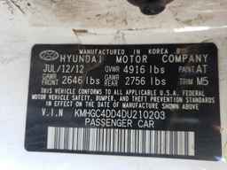 2013 HYUNDAI GENESIS