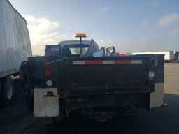 2004 CHEVROLET C4500