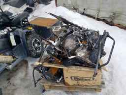 2022 Ski Snowmobile