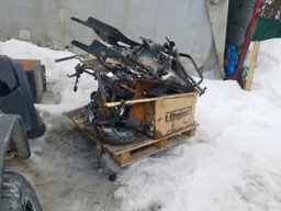 2022 Ski Snowmobile