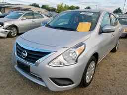 2017 NISSAN VERSA