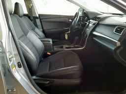 2017 TOYOTA CAMRY