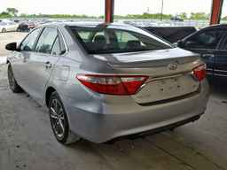 2017 TOYOTA CAMRY