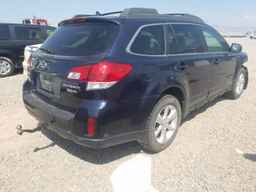 2013 SUBARU Outback