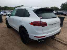 2017 PORSCHE CAYENNE