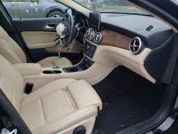 2016 MERCEDES-BENZ GLA-Class