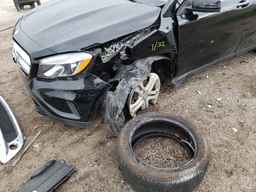 2016 MERCEDES-BENZ GLA-Class