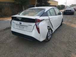 2018 TOYOTA PRIUS