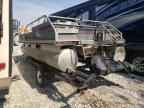 1989 Sun Tracker Boat