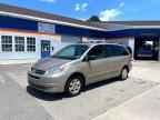 2004 TOYOTA SIENNA