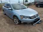 2012 VOLKSWAGEN Passat