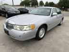 2001 LINCOLN Town Car