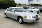 2001 LINCOLN Town Car