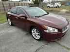 2010 NISSAN Maxima