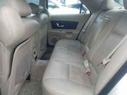 2004 CADILLAC CTS