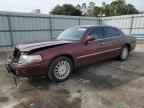 2003 LINCOLN Town Car