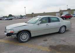 2005 LINCOLN TOWN CAR SIGNATURE