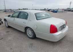 2005 LINCOLN TOWN CAR SIGNATURE