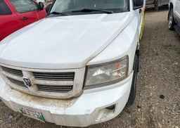 2011 DODGE DAKOTA SXT CREW CAB