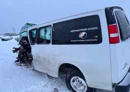 2018 CHEVROLET EXPRESS 2500 LS
