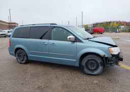 2010 CHRYSLER TOWN & COUNTRY TOURING
