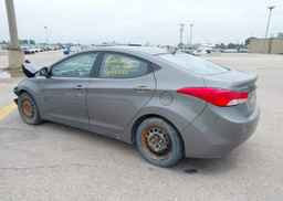 2013 HYUNDAI ELANTRA GL