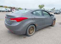 2013 HYUNDAI ELANTRA GL