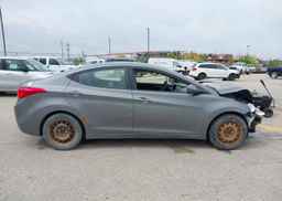 2013 HYUNDAI ELANTRA GL
