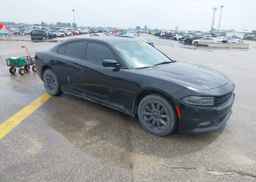 2018 DODGE CHARGER SE V8