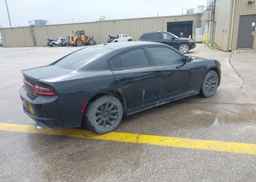 2018 DODGE CHARGER SE V8