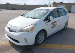 2014 TOYOTA PRIUS V