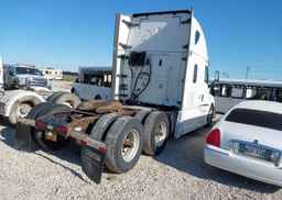 2019 FREIGHTLINER CASCADIA 126