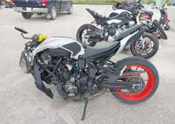 2019 YAMAHA MT-07