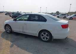 2011 VOLKSWAGEN JETTA 2.5
