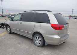 2005 TOYOTA SIENNA CE V6