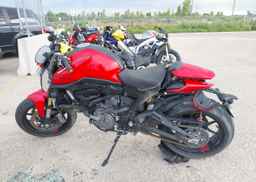 2023 DUCATI MONSTER