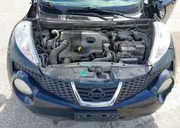 2011 NISSAN JUKE SV