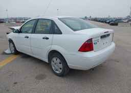 2007 FORD FOCUS ZX4 SE