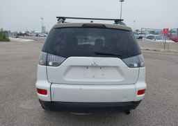 2011 MITSUBISHI OUTLANDER ES