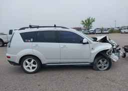 2011 MITSUBISHI OUTLANDER ES