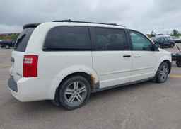 2010 DODGE GRAND CARAVAN SE