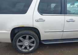2007 CADILLAC ESCALADE LUXURY