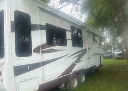 2010 Camper Trailer Cameo