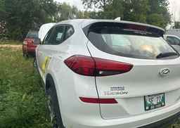 2021 HYUNDAI tucson ESSENTIAL