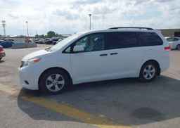 2011 TOYOTA SIENNA CE V6
