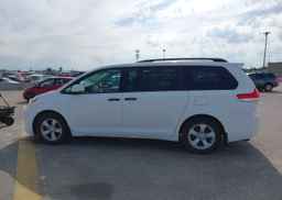 2011 TOYOTA SIENNA CE V6