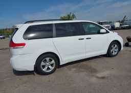 2011 TOYOTA SIENNA CE V6