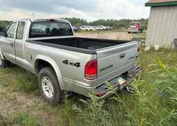 2003 DODGE DAKOTA V8 CLUB CAB