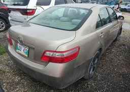 2007 TOYOTA CAMRY LE
