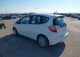 2013 HONDA FIT LX